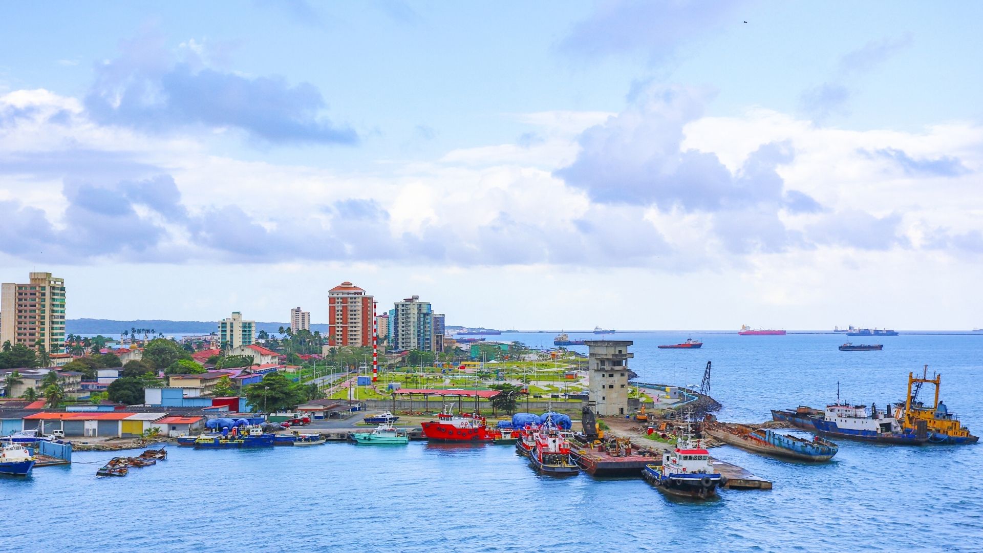 Thị trường bất động sản Panama đang tăng trưởng nhờ những yếu tố nào?